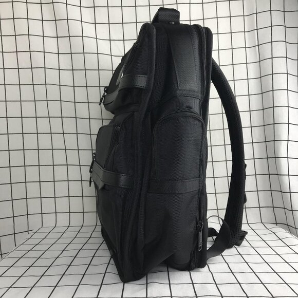 TUMI Alpha 3 T-Pass Business Class Brief Pack - Picture 2 of 15